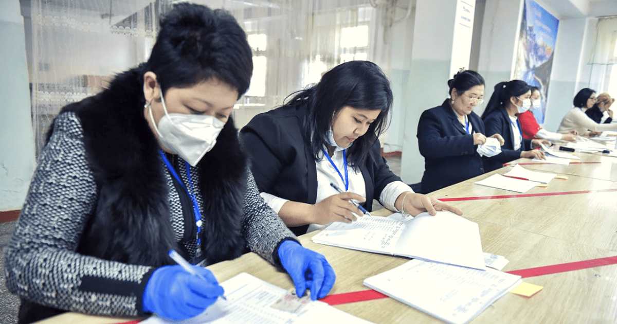 В день выборов в ЦИК поступило 50 жалоб —  в основном на работу участков и неисправность урн