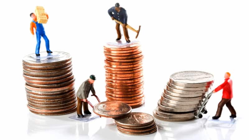 Кто сколько зарабатывает в Кыргызстане? Сравнение зарплат