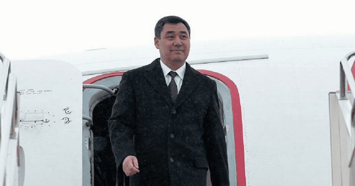 Садыр Жапаров вылетел в Москву для участия саммите ОДКБ (список делегации)