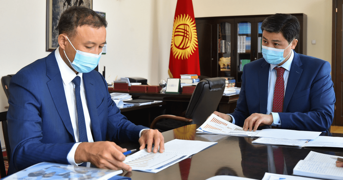 Кабмин просит «РСК Банк» выдавать больше кредитов фермерам — под угрозой продовольственная безопасность