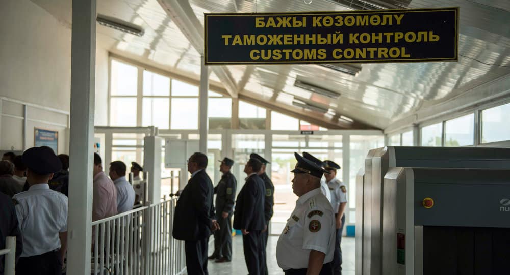 Минэконом: Ведение электронного таможенного декларирования завершено