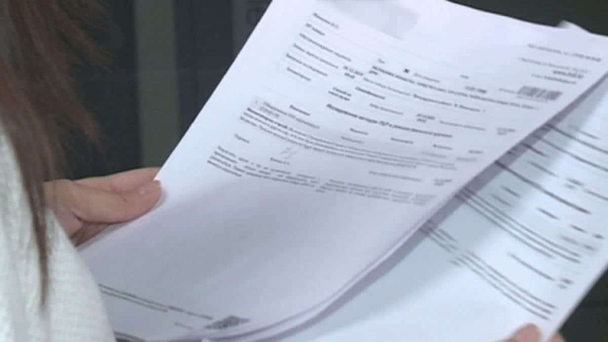 Поддельные ПЦР-тесты до $100 — кабмин обратил внимание на расследование журналистов