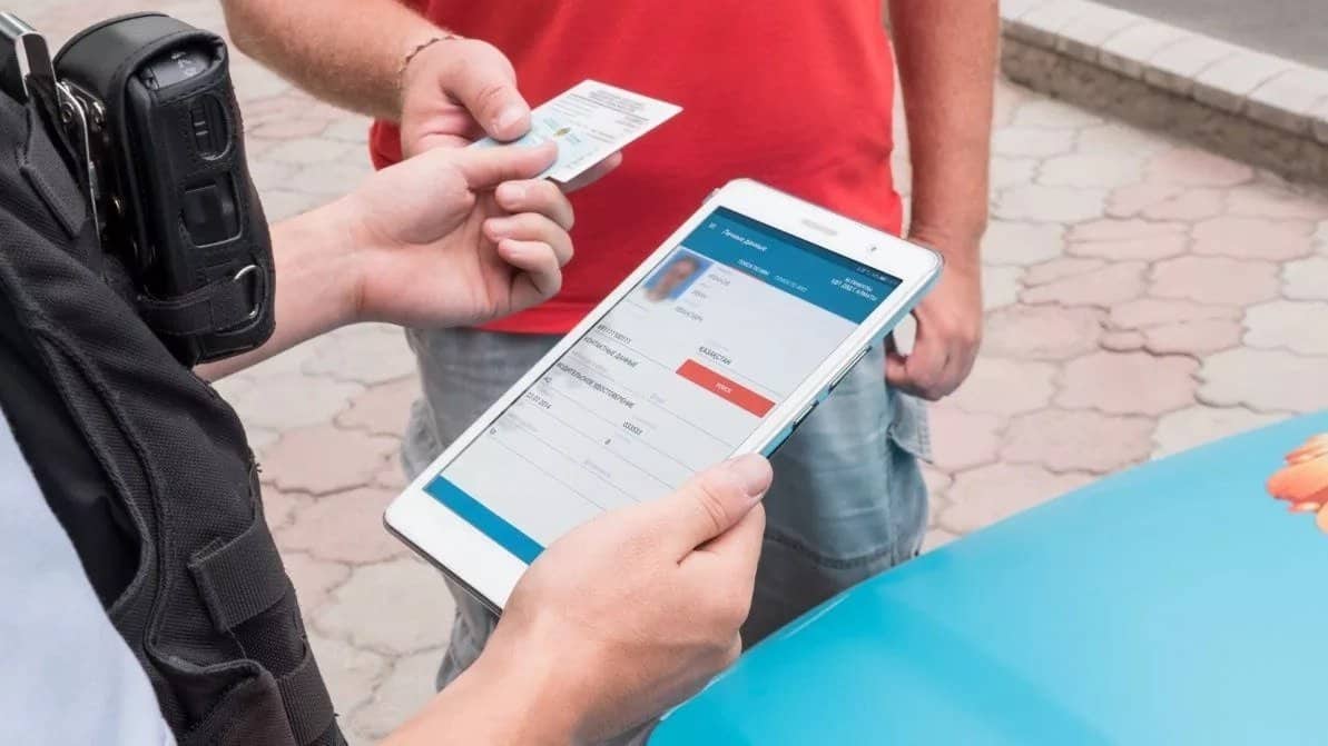 Кыргызстан тестирует цифровые паспорта и водительские права — бумажные пока обязательны