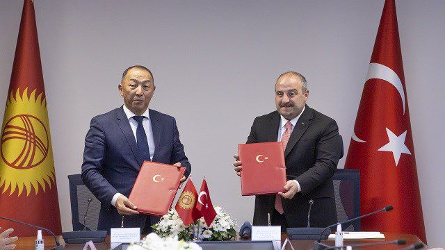 Кыргызстан и Турция договорились о сотрудничестве в сфере промышленности и технологий