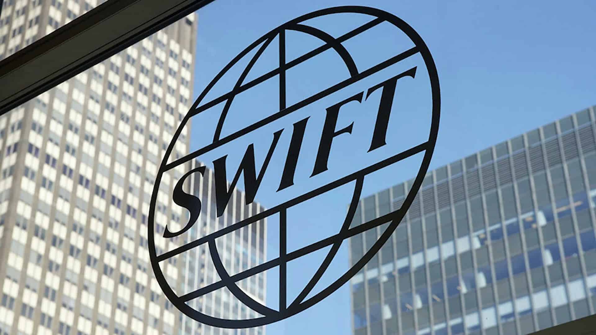 Отключение банков РФ от системы SWIFT не приведет к приостановке платежей банков КР — Нацбанк