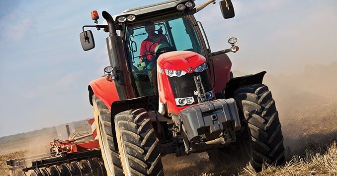 Минсельхоз намерен закупить спецтехнику на 1 млрд сомов