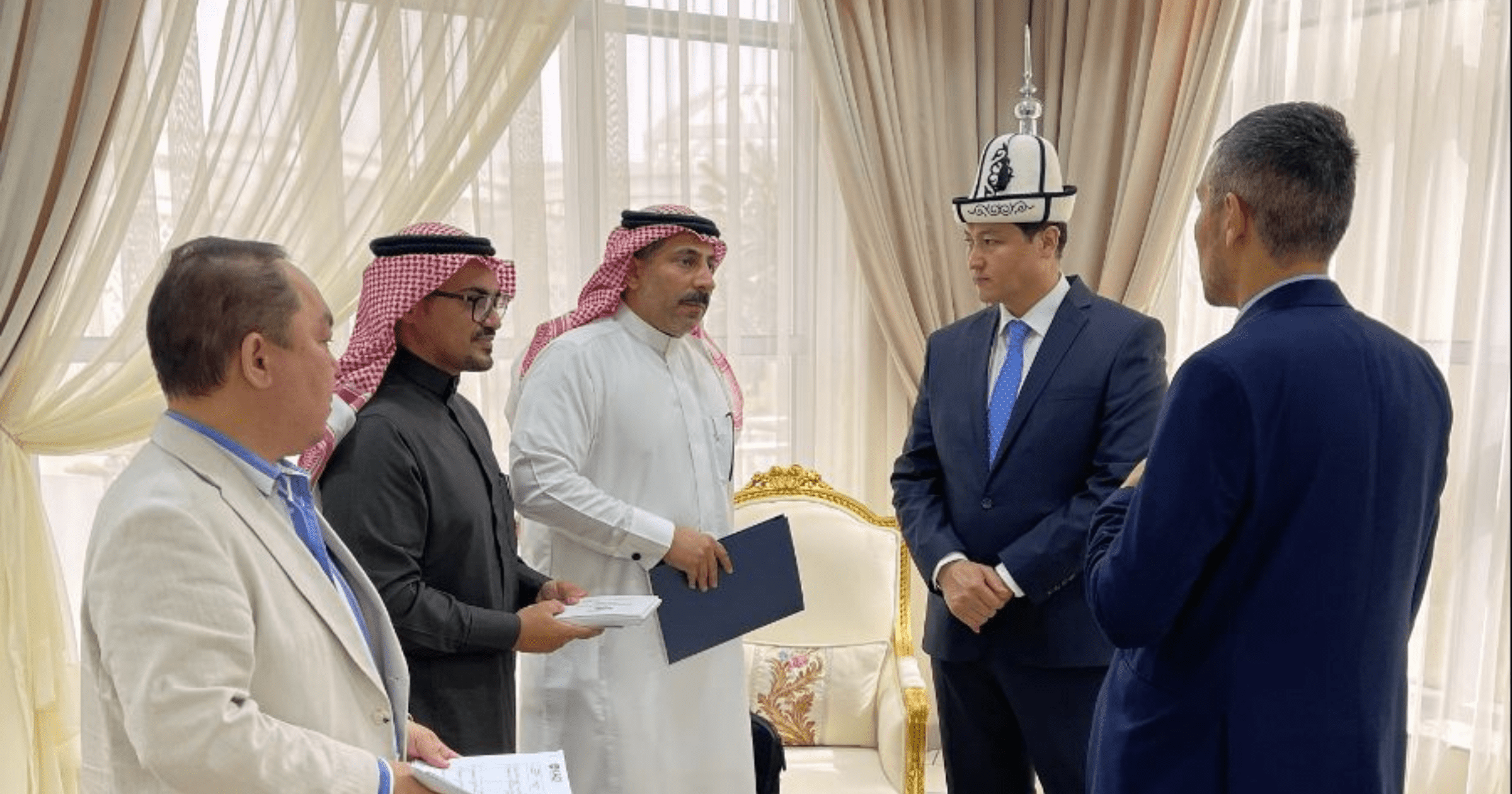 Саудовские холдинги заинтересовались в долгосрочных инвестициях в энергопром КР