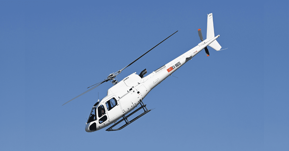 МЧС передали вертолет Airbus и 34 единицы спецтехники стоимостью почти в 400 млн сомов. ФОТО