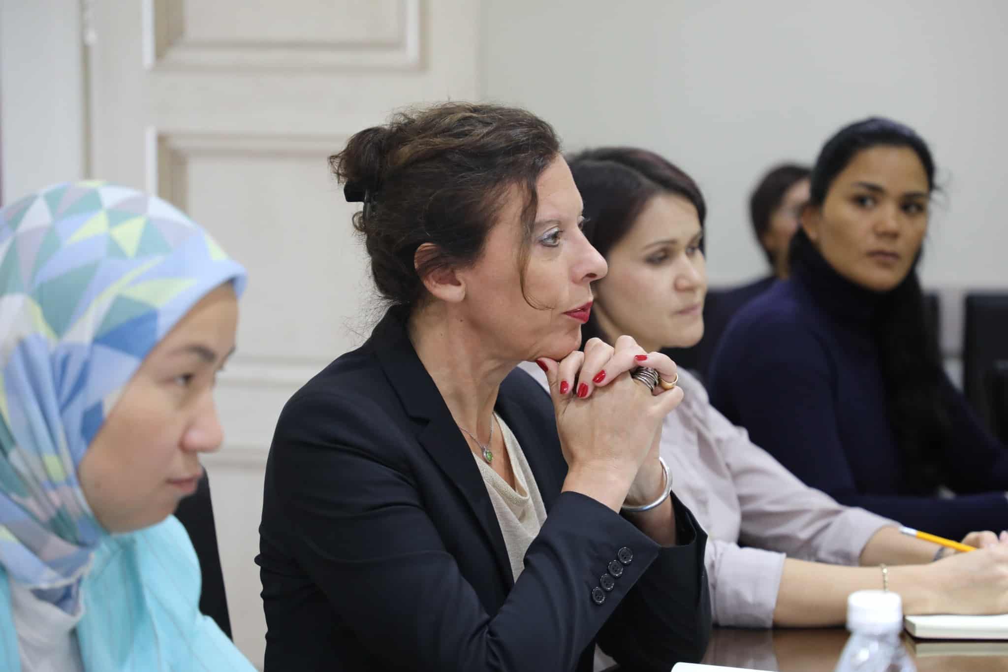 Министр чрезвычайных ситуаций обсудил гумпомощь Баткену с координатором системы ООН в КР