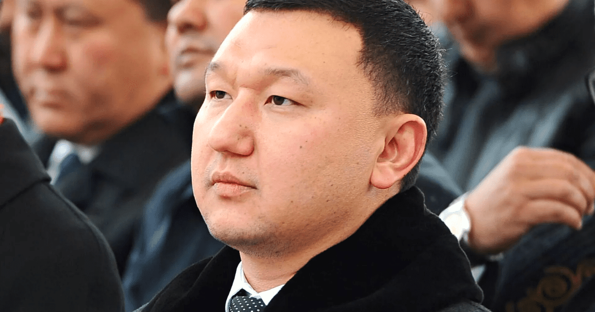 Экс-глава Таможенной службы признан виновным и оштрафован на 1 млн сомов