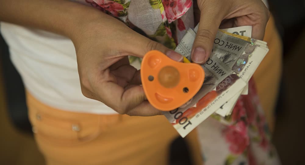 Депутат предложила увеличить пособие для новорожденных с 4 до 50 тысяч сомов