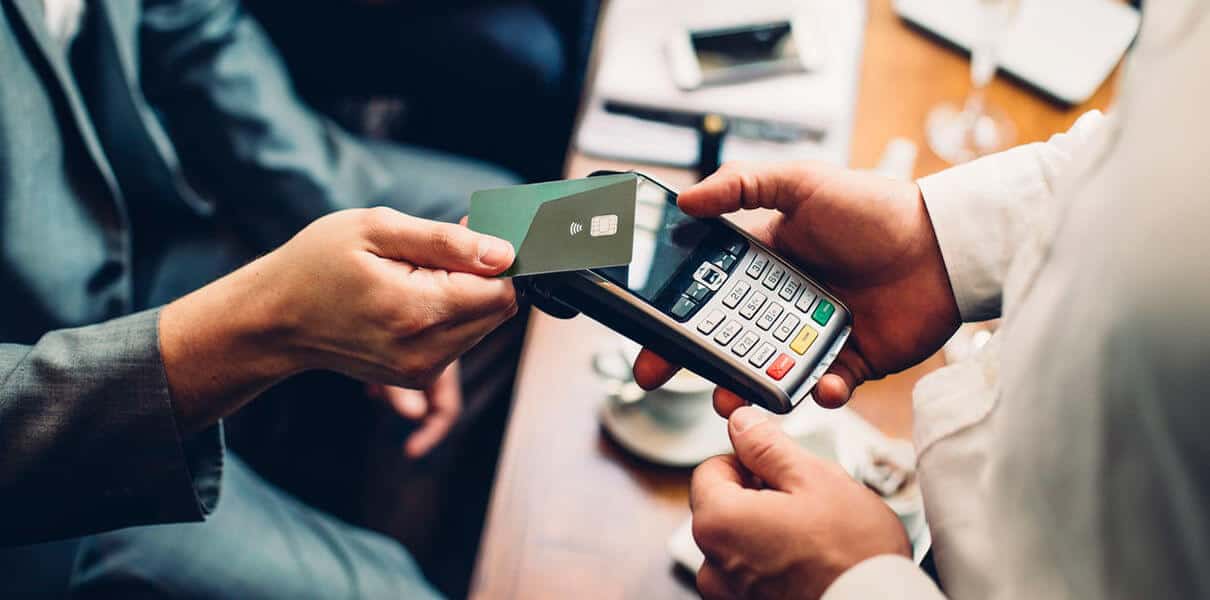 Нацбанк разрабатывает НПА по выдаче микрокредитов в безналичной форме