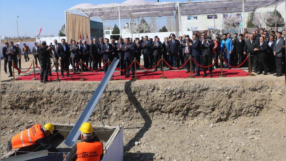 Узбекистан построит Таджикистану приграничный рынок